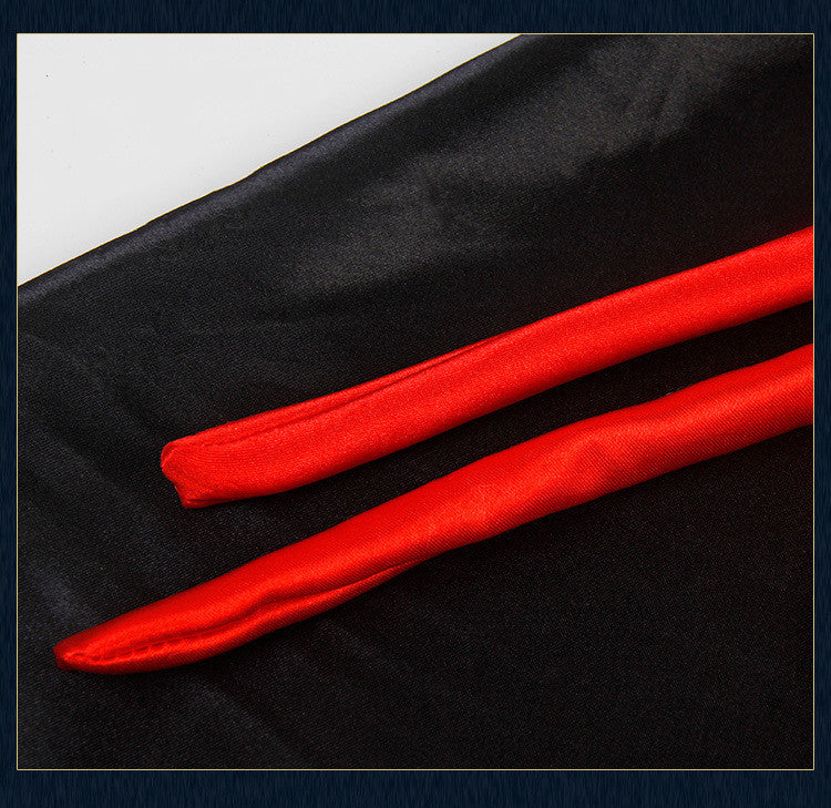 Capa de Vampiro para Mascota – Halloween · detalle real 1