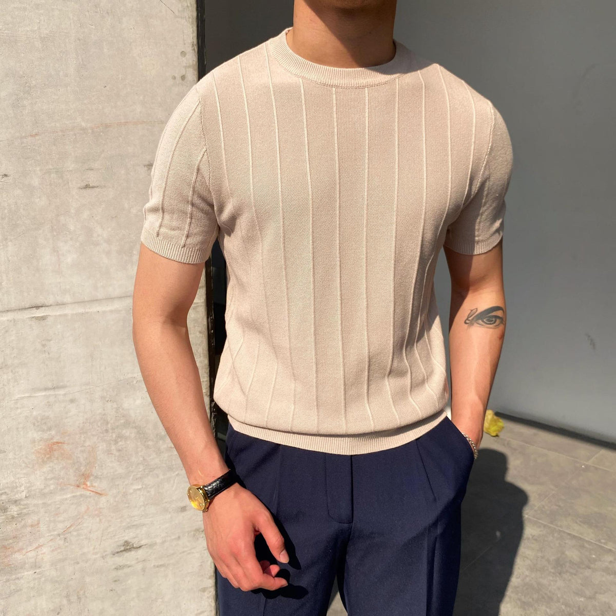 Camiseta Hombre de Punto Fino – 5 Colores · Caqui