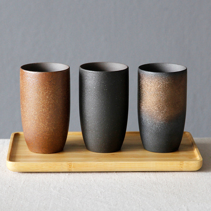 Taza de Gres de Estilo Artesanal – 201–300 ml · Set de 3 + plato