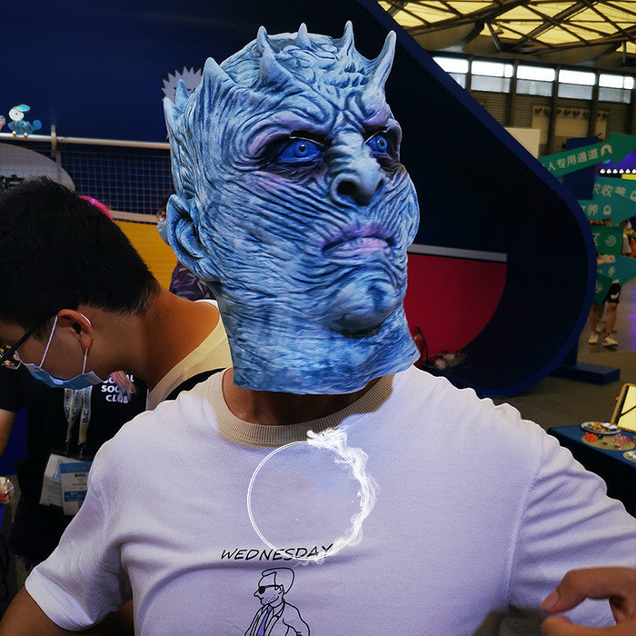 Máscaras de Terror para Halloween – 19 Diseños · Criatura azul con cuernos
