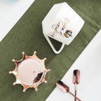 Taza con Corona “Queen of Everything” – 11 oz — vista del producto 3
