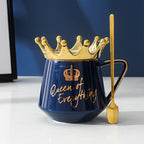 Taza con Corona “Queen of Everything” – 11 oz · Azul marino