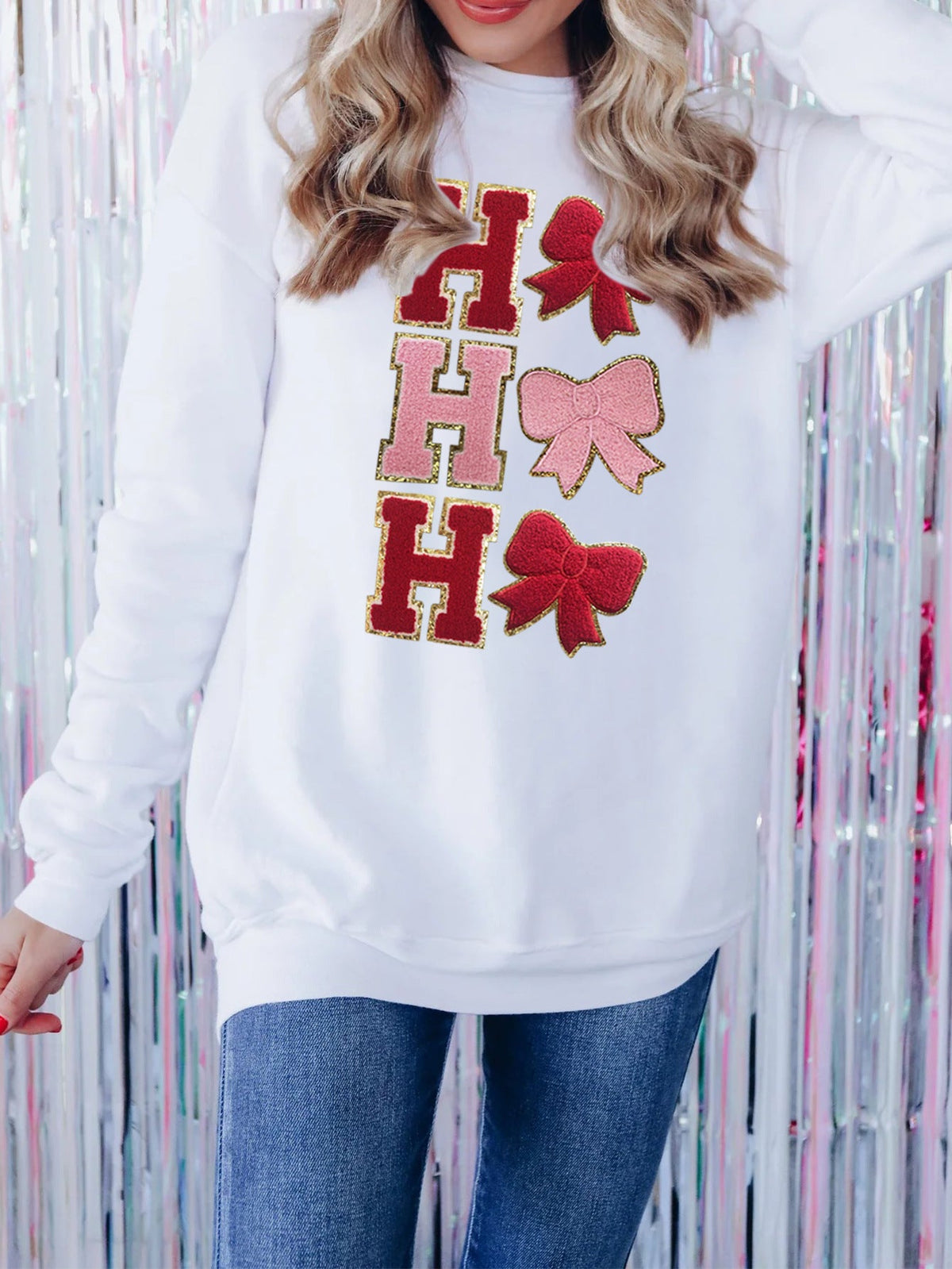 Sudadera Navideña de Mujer HO HO HO con Lazos – Blanco Lechoso — vista del producto 4